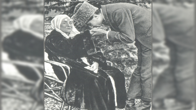 Atatürk'ün annesi Zübeyde Hanım vefatının 99. yılında anılıyor